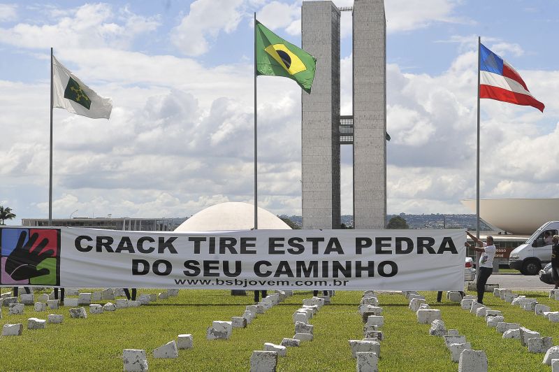 Protesto simula pedras de crack no Congresso para chamar atenção | Antônio Cruz/Ag.BR