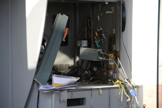 Caixa eletrônico do posto Belém, no Guabirotuba |