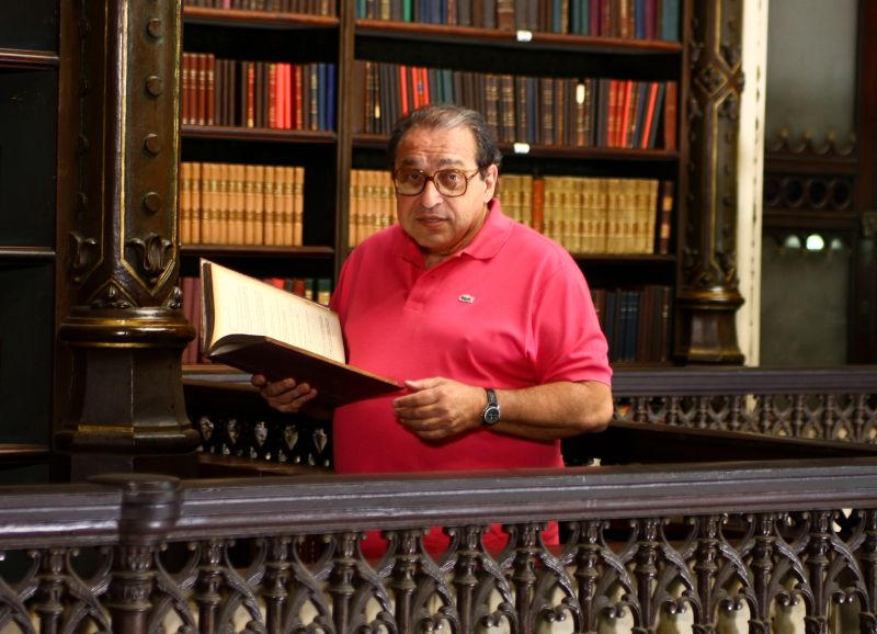 Médicos não informaram a causa da crise convulsiva do escritor Ruy Castro | Divulgação