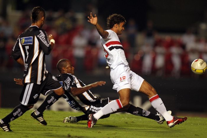 Substituto do lesionado Luis Fabiano, Willian José marcou seu quarto gol em três jogos | Gaspar Nóbrega/Vipcomm