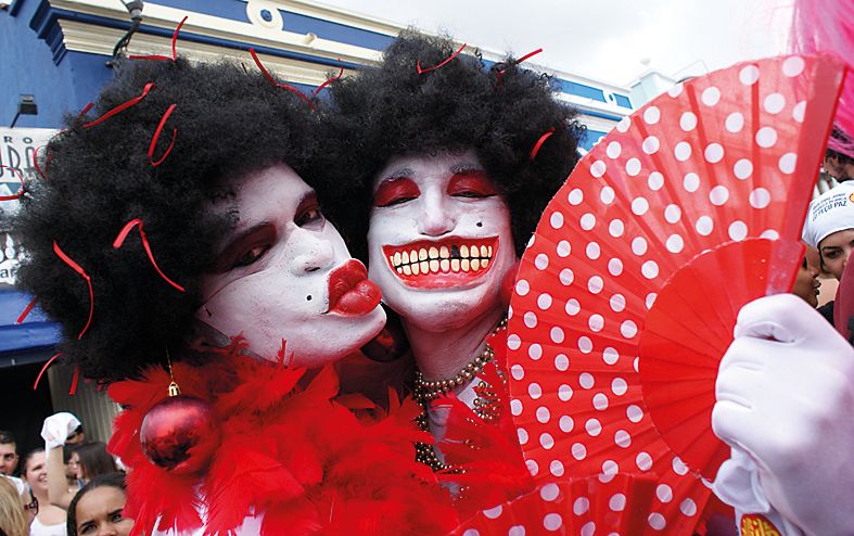 Foliões na festa do Garibaldis e Sacis: retomada da alegria | Marco André Lima/Gazeta do Povo