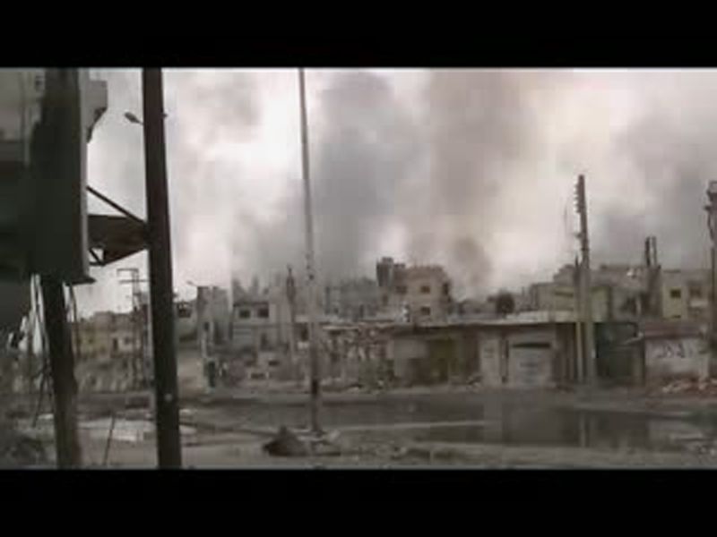 Imagem de vídeo dos bombardeios em Homs, na Síria | AFP PHOTO/YOUTUBE