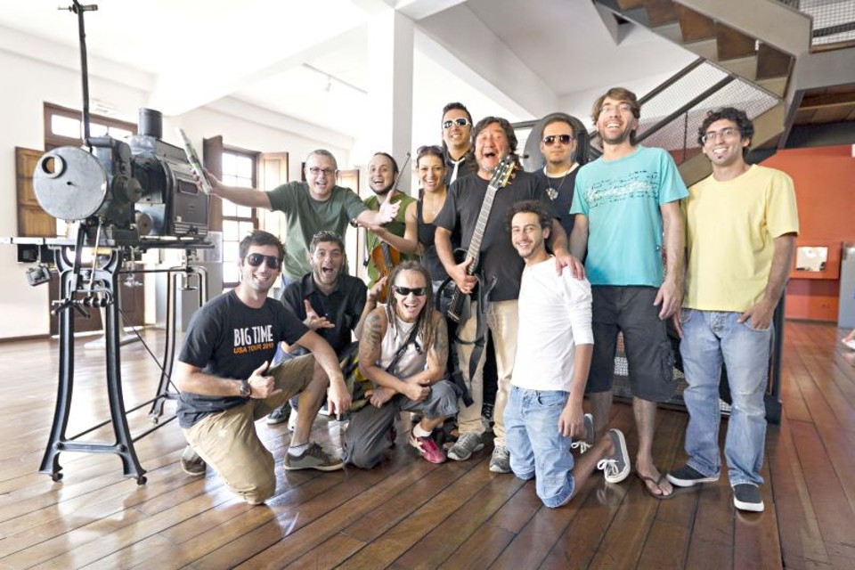Lançamento do projeto Playing 4 Curitiba ocorreu na Cinemateca. Mais de 30 músicos gravaram em pontos diferentes da cidade | Diego Pisante/Gazeta do Povo