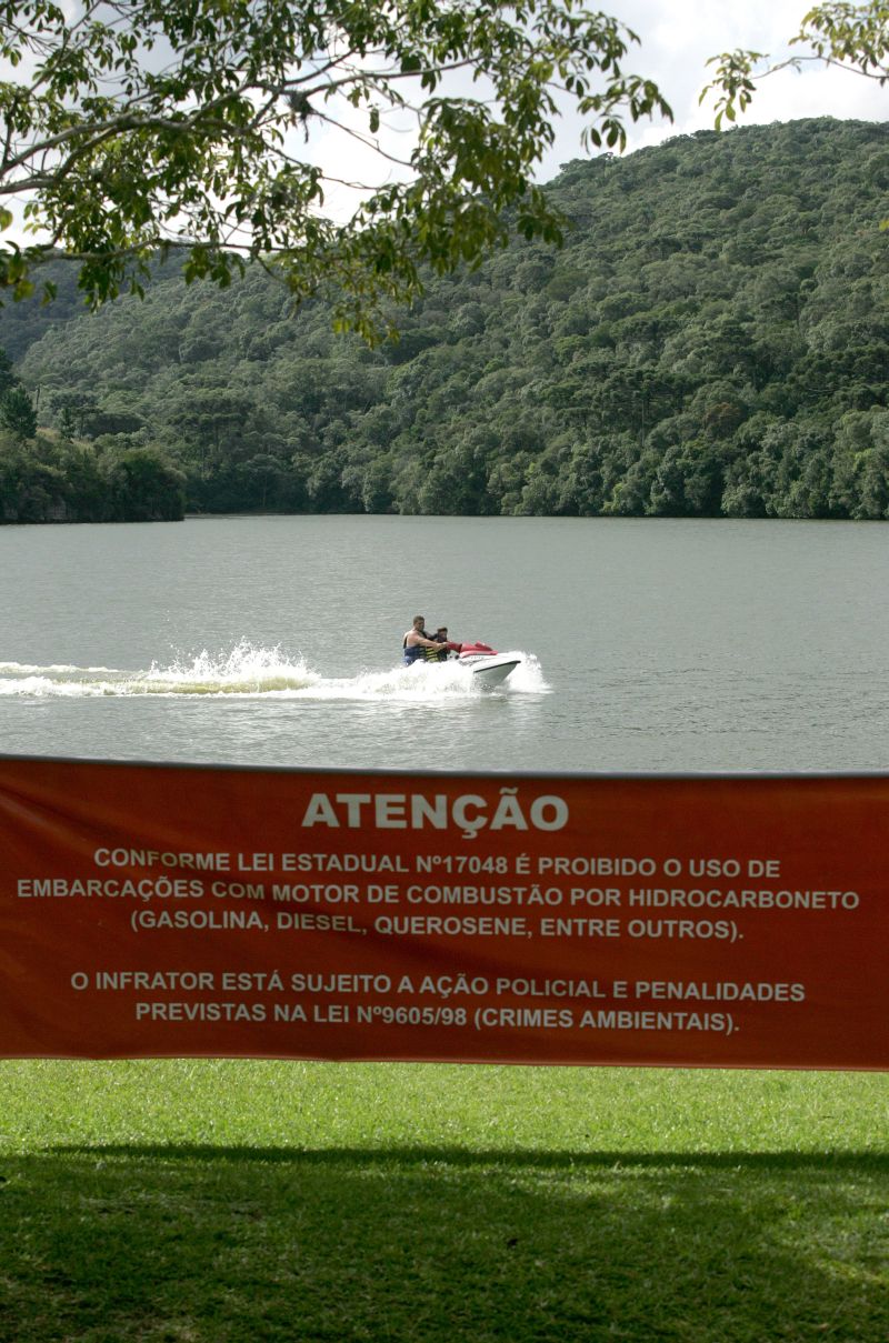 Alagados, em Ponta Grossa, conta com uma restrição parcial: limitação maior está no abastecimento dentro da água | Josué Teixeira / Gazeta do Povo