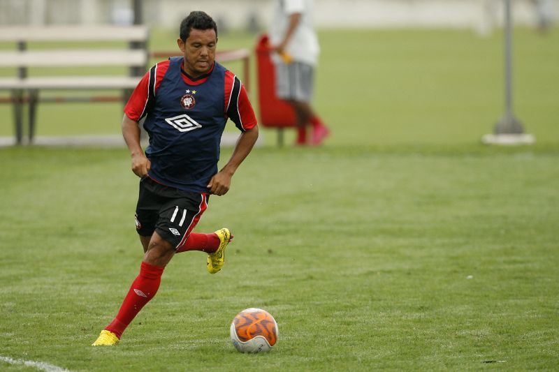 Marcinho é uma das apostas do técnico Carrasco para unir o útil ao agradável na divisão entre Estadual e Copa do Brasil | Antonio More/ Gazeta do Povo