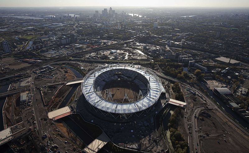 Estádio Olímpico de Londres numa imagem de 2010: local das provas é disputado por West Ham, Tottenham e Leyton Orient | Reuters