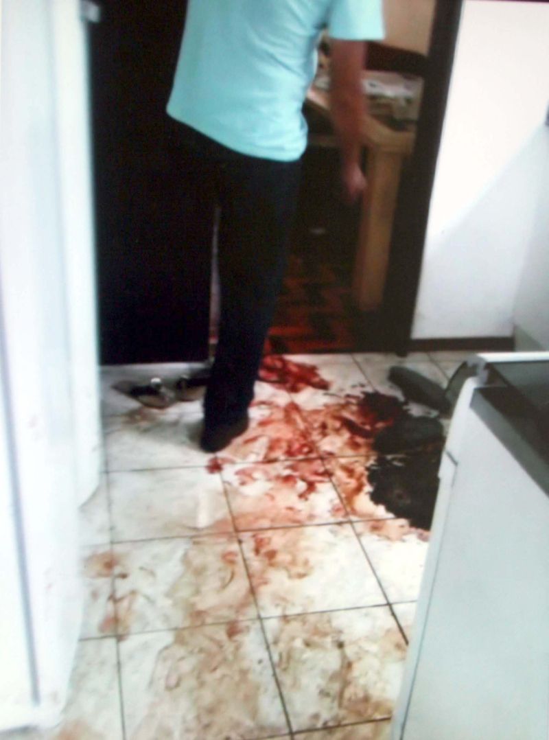 Casa onde foi encontrado agonizando marido de suspeita | Polícia Civil/ Divulgação