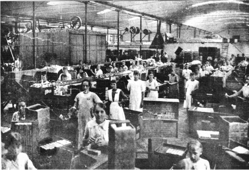 O trabalho começava cedo: elas eram meninas prendadas