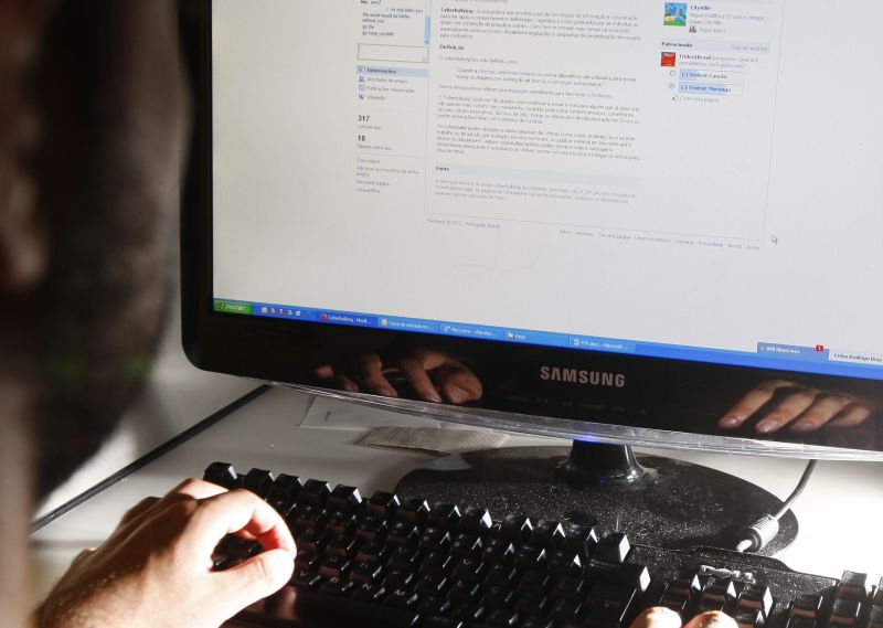 Discussão sobre privacidade de dados da navegação deve gerar leis específicas no Brasil e nos Estados Unidos | Daniel Castellano/ Gazeta do Povo