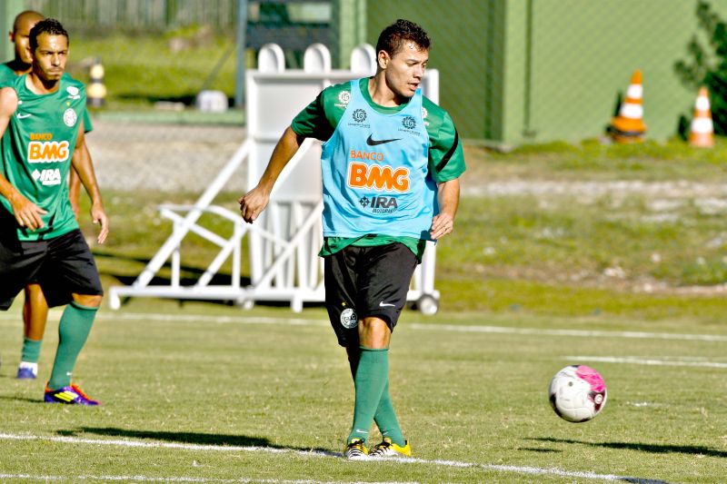 Aquino é a esperança de gols do Campeonato Paranaense | Antonio Costa/ Gazeta do Povo