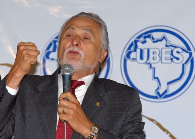 Ex-deputado federal José Genoino (PT) |