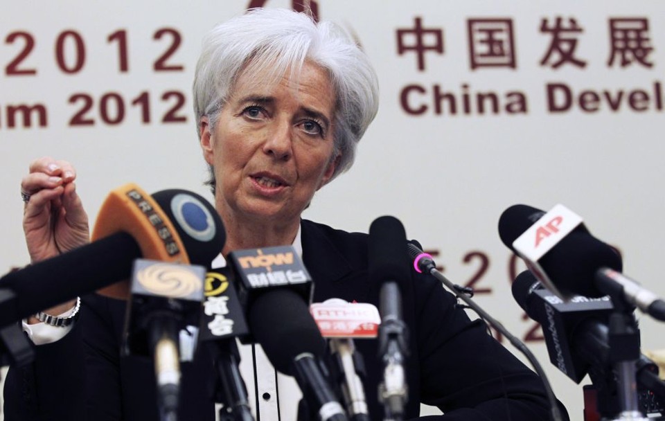 Durante discurso em Pequim, Christine Lagarde diz que economia mundial mostra sinais de estabilização | Reuters / China Daily