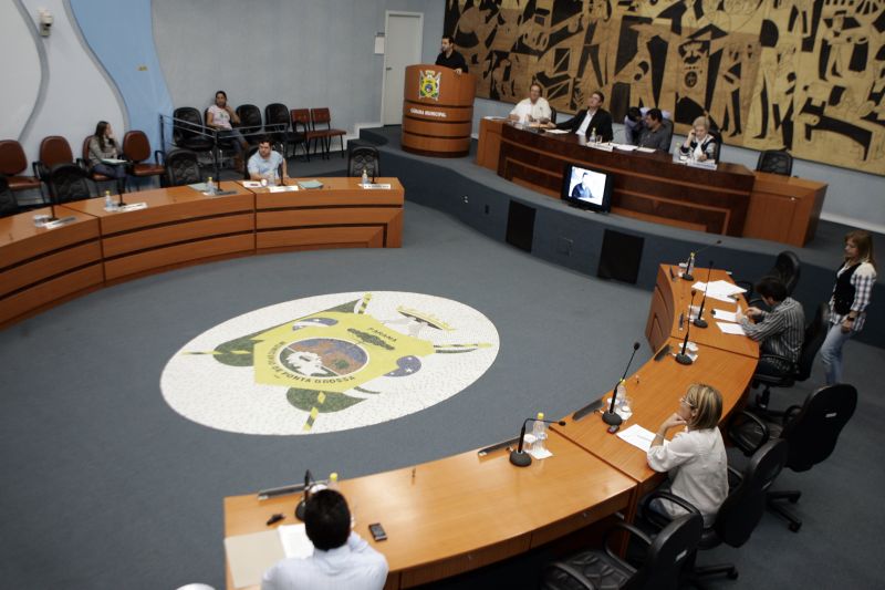 Plenário da Câmara de Ponta Grossa: reajustes foram aprovados com folga | Henry Milleo/ Gazeta do Povo