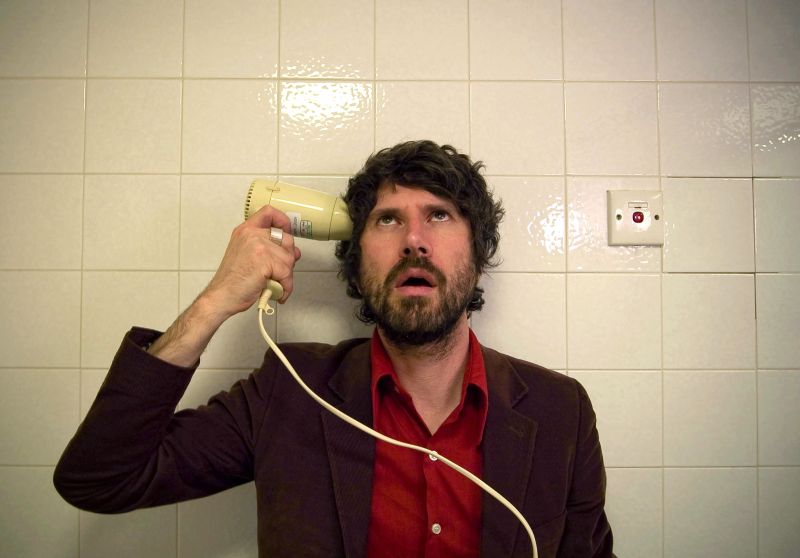 Em turnê pelo Brasil, Gruff Rhys divulga Hotel Shampoo, seu mais recente disco solo: mistura de ritmos e colaborações diversas marcam a carreira do artista galês | Mark James/Divulgação
