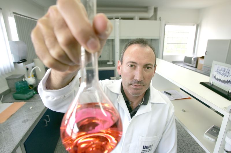 Por falta de opção no Paraná, o professor Erildo Müller se viu obrigado a viajar a São Paulo para fazer o doutorado | Erildo Muller/JT