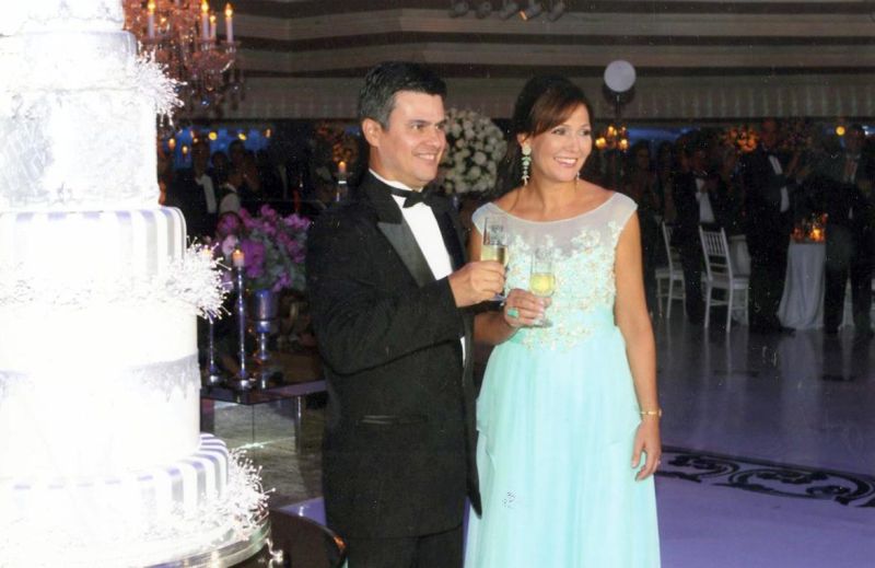 O presidente Joaquim Miró e a primeira-dama Maria Cristina brindam os 130 anos do Clube Curitibano | Milton Jr.