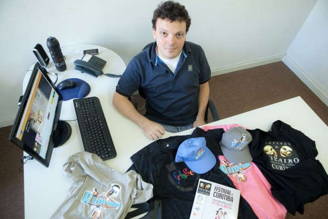 Leandro Knopfholz, Robin Hood de Curitiba. |