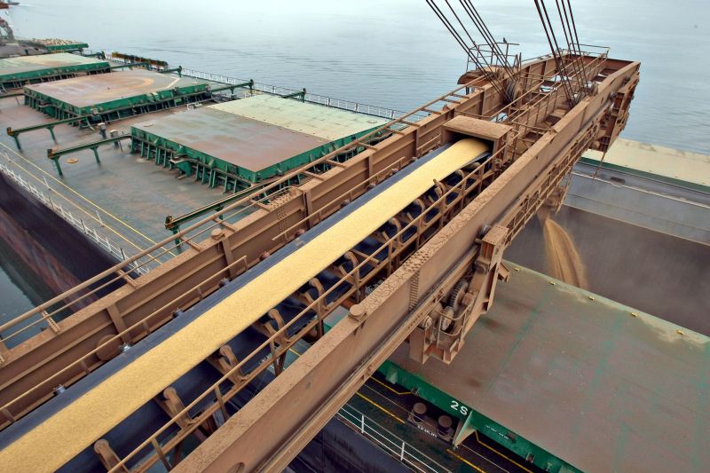 Carregamento deve continuar de 15% a 20% acima do normal em março | Daniel Castellano/ Gazeta do Povo