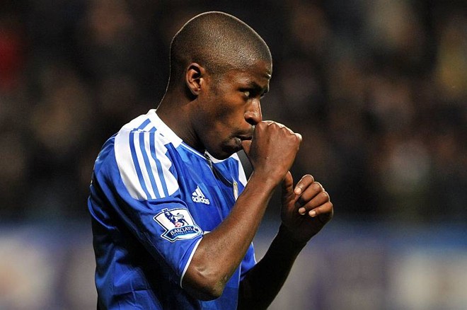 Ramires tem mais 5 anos de contrato com o Chelsea após anúncio desta segunda-feira | Ben Stansall / AFP