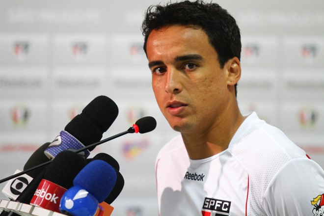 Poupado, Jadson não defende o São Paulo na estreia da Copa do Brasil | Luiz Pires/VIPCOMM