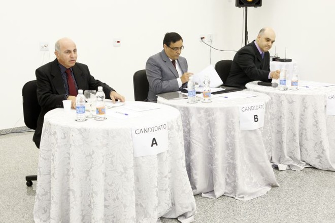Giacóia, Schirmer e Faraj: candidatos declararam ser contrários à extensão de auxílios questionáveis, que são pagos a juízes , para o MP | Antônio More/ Gazeta do Povo