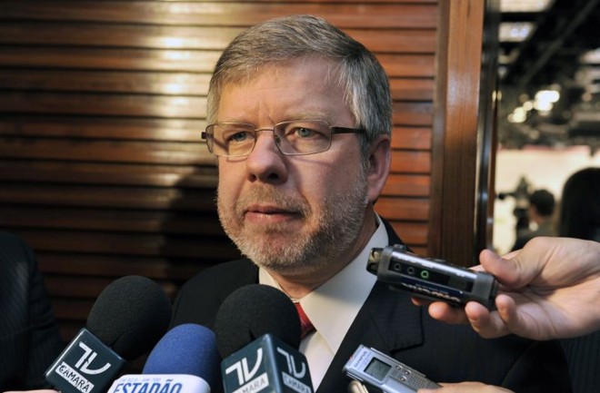 Marco Maia: com Dilma e Temer fora, assumiu a Presidência | 