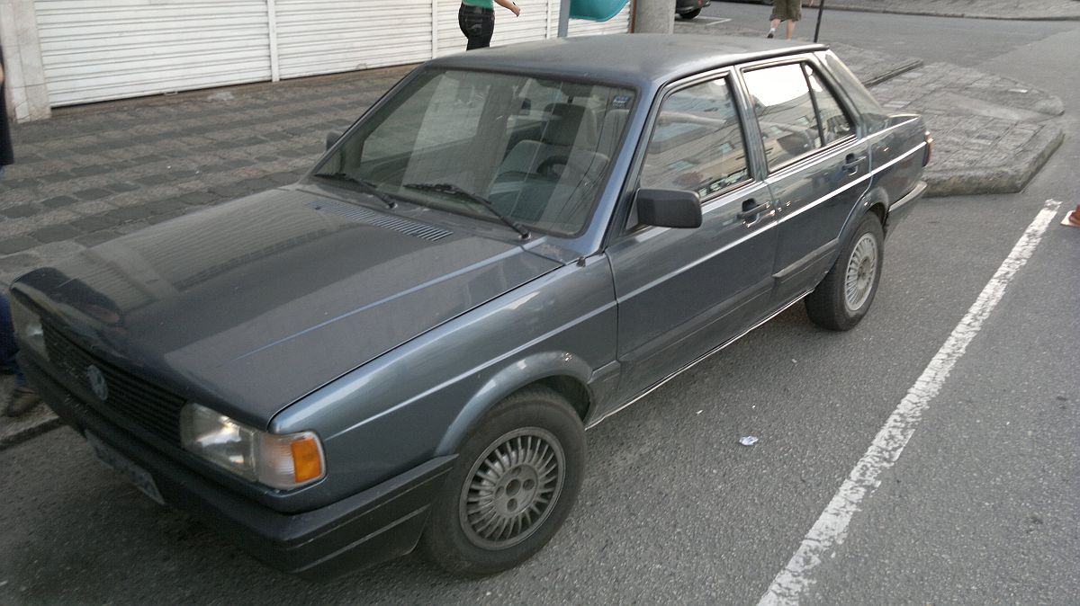 O Voyage que teria sido utilizado pelo policial suspeito de matar colega passou por perícia nesta quinta-feira | Heliberton Cesca / Gazeta do Povo