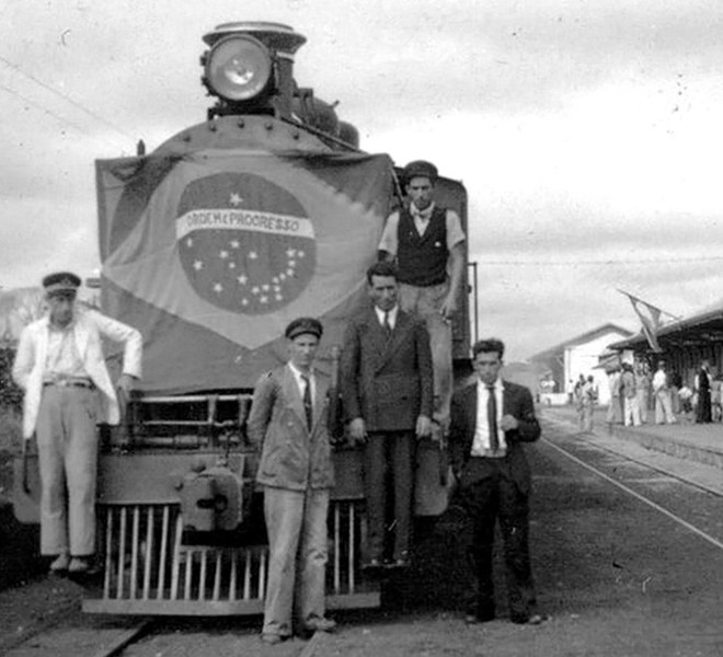 Inauguração da estação de Apucarana, norte do estado, em 1942 | Divulgação/Acervo Francisco de Almeida Lopes