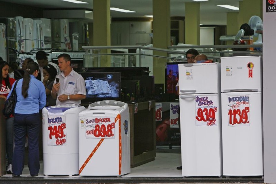 O varejo pede ao governo a prorrogação, por pelo menos seis meses, do IPI reduzido para produtos de linha branca | Hugo Harada/ Agência de Notícias Gazeta do Povo