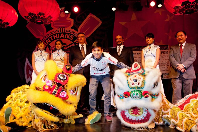 Chen Zhi-Zhao ganhou festa em apresentação no Corinthians | Rodrigo Dionisio/Frame/Folhapress
