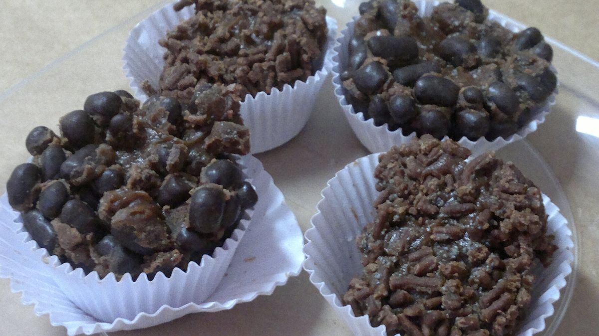 Informações preliminares aponta o uso de "chumbinho" nos brigadeiros consumidos pelos adolescentes infectados nesta semana | Heliberton Cesca / Gazeta do Povo