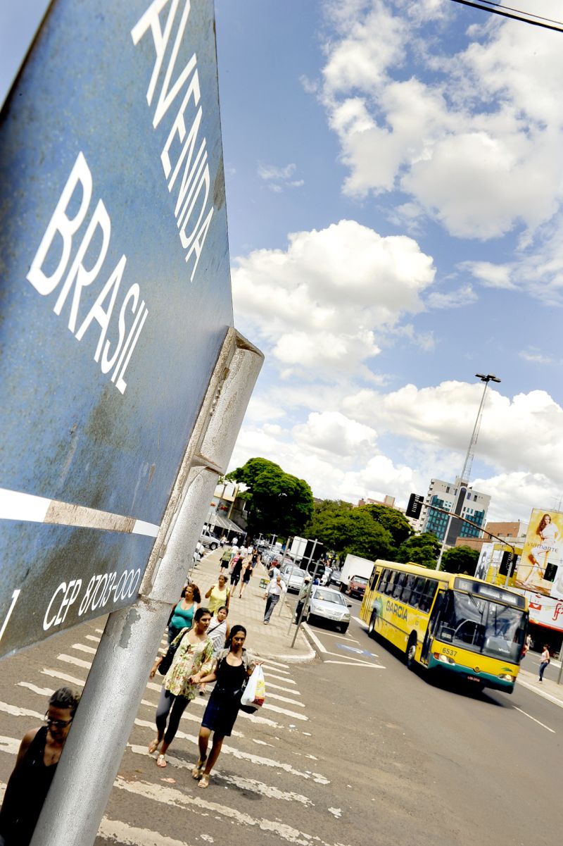 Avenida Brasil, em Maringá: denominação é a segunda mais popular entre as vias paranaenses | Fábio Dias/ Gazeta do Povo