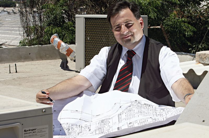 O professor Alexandre Santos: projeto deve levar em conta a insolação e outras condições naturais do imóvel | Felipe Rosa/ Gazeta do Povo