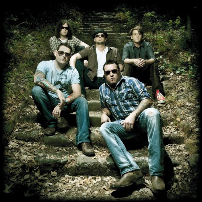 Smash Mouth é atração no Lupaluna, em Curitiba |