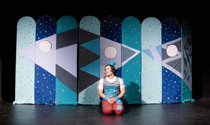 Personagens e plateia de Clarice Matou os Peixes refletem sobre o sentimento de perda e a efemeridade da vida | Isabelle Neri/Divulgação