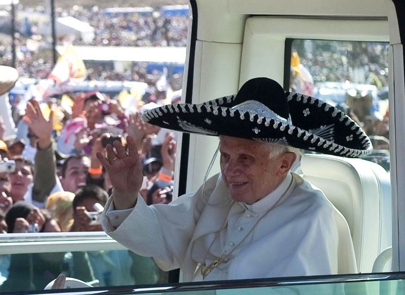 Papa Bento XVI usa sombrero no México | AFP