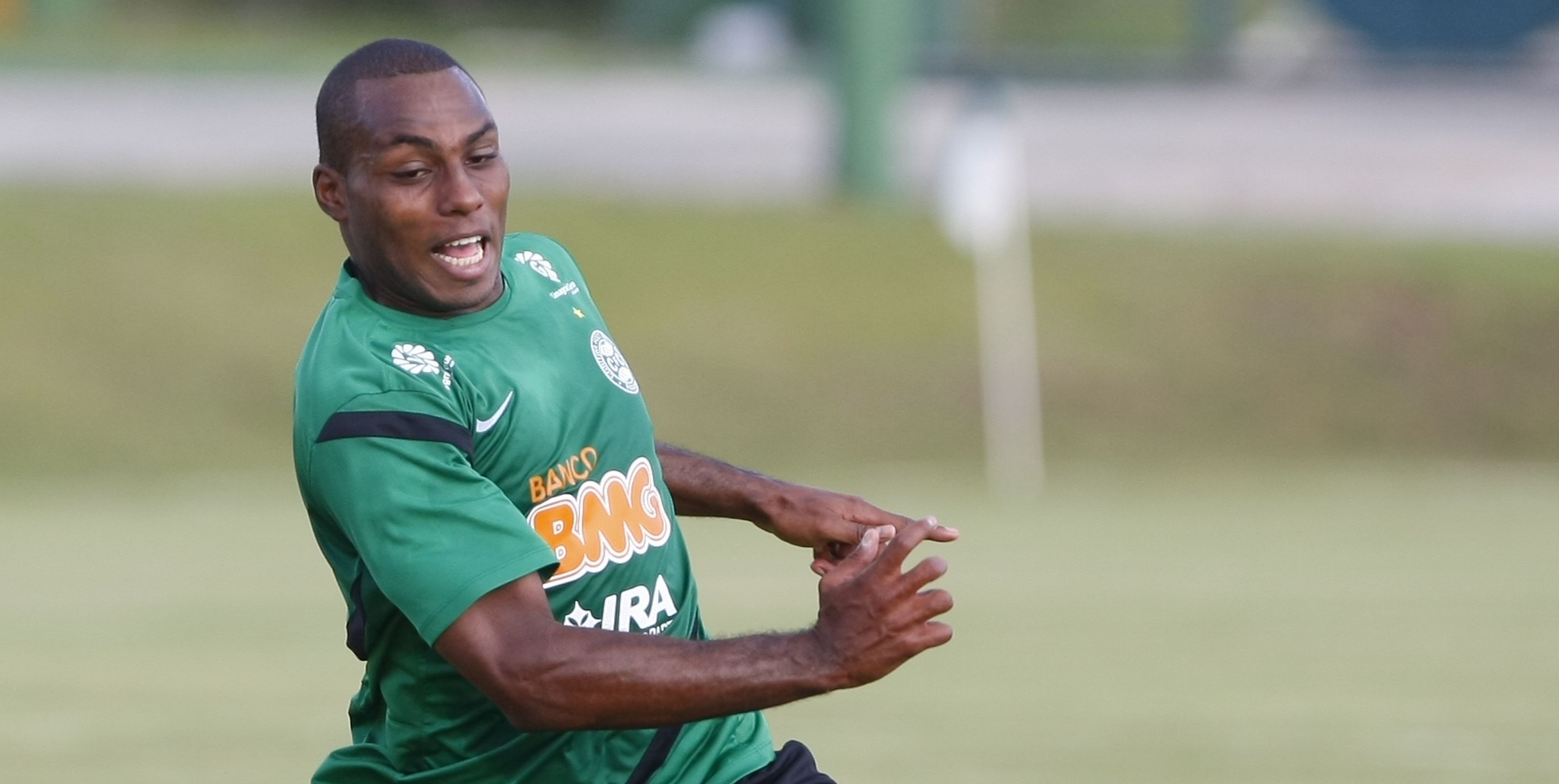 Luccas Claro deve ser titular contra o Roma | Daniel Castellano / Gazeta do Povo