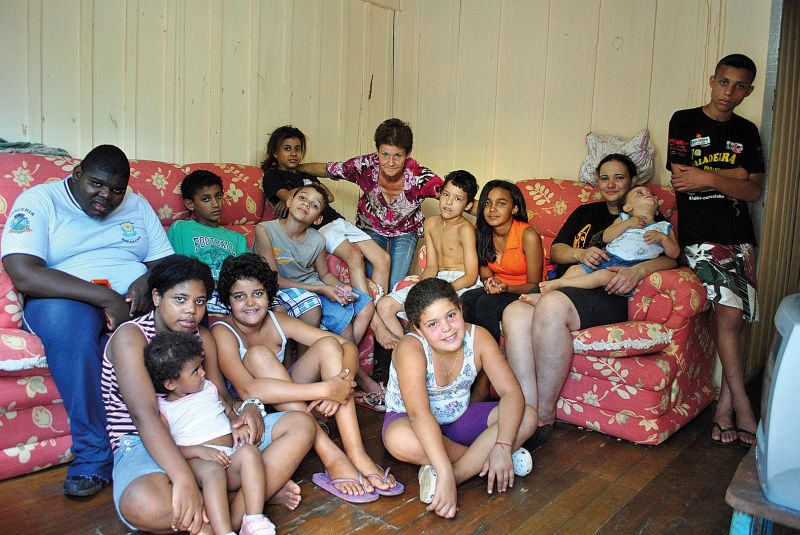 Maria sempre criou os 12 filhos com R$ 1,5 mil de aposentadoria, mas agora depende de doações | Marco Martins