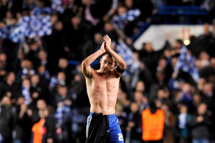 Terry comemora a vitória sobre o Barcelona na primeira partida semifinal: para o capitão, Chelsea foi incansável | EFE