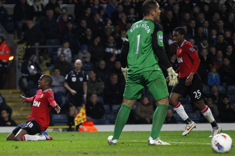 Manchester United bateu Blackburn e abriu cinco pontos na liderança do Inglês | Reuters