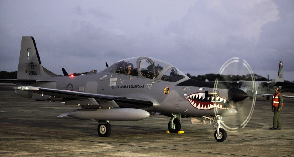 Avião de combate leve Super Tucano, fabricado pela Embraer. Contrato para fornecer 20 aeronaves para a Força Aérea dos EUA pode render US$ 355 milhões | Eduardo Munoz/Reuters