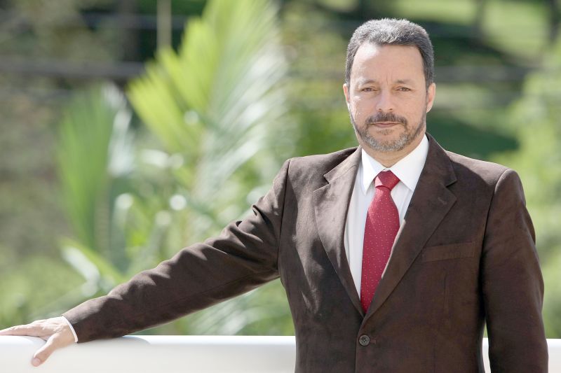 Evandro Mota trabalha como consultor há 33 anos | Ivonaldo Alexandre/ Gazeta do Povo