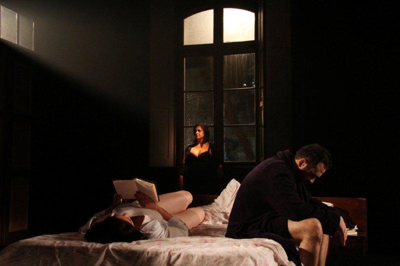 Quem assiste ao "Para o Vampiro - Variações no. 2" recebe R$ 4 | Divulgação