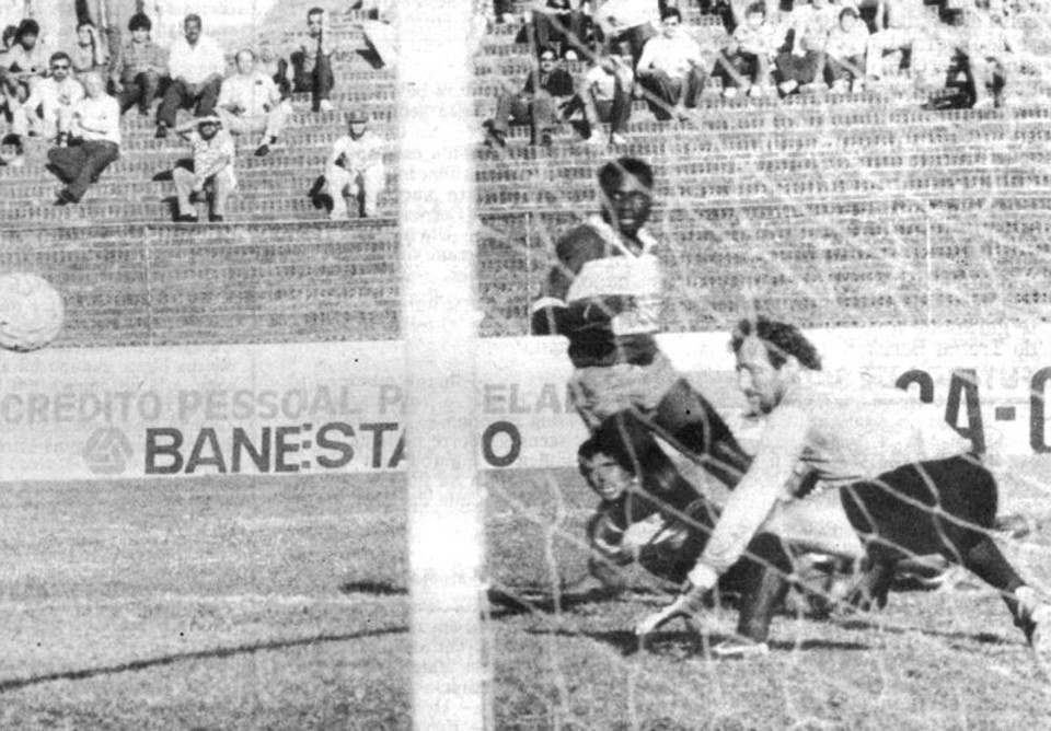 Reportagem da Gazeta do Povo deu destaque ao histórico jogo do Atlético na velha Baixada de tijolinhos | Reprodução/ Gazeta do Povo