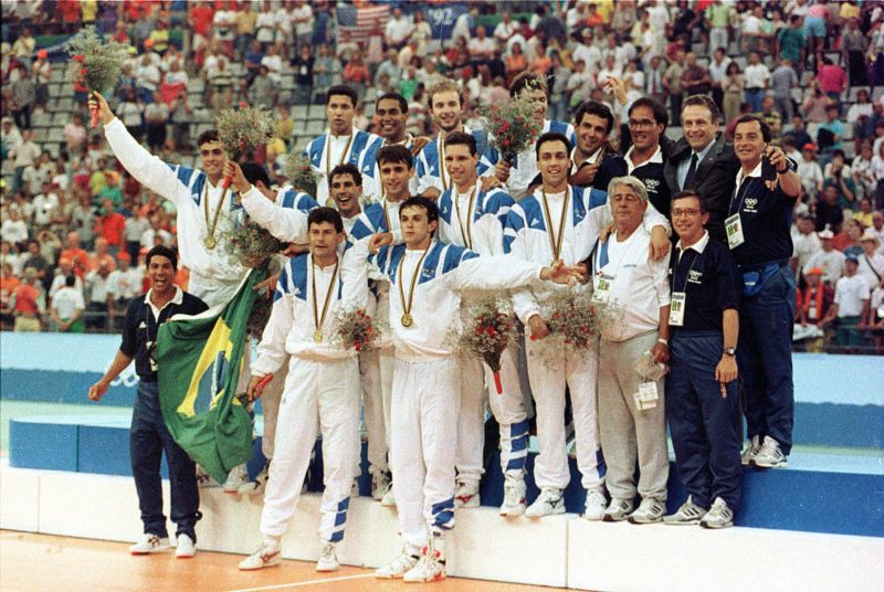 Time masculino de vôlei, medalha de ouro nos Jogos de Barcelona: o início da grande revolução pela qual passou o esporte no país | Fabio Salles/ Agência Estado