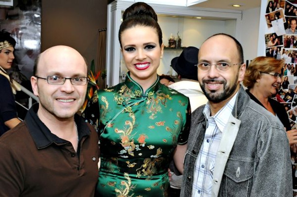 Giovanna Conte reuniu um seleto grupo de convidados para o lançamento da sofisticada linha Lvtèce Aromas e da coleção Outono Inverno 2012 da sua multimarcas Lvtèce Femme. Entre os convidados estavam os irmãos e designers Marcelo e Rodrigo Alarcón | Gerson Lima
