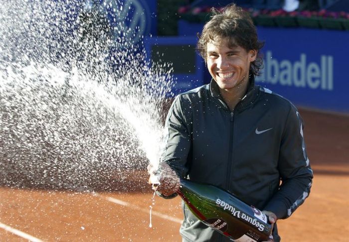 Nadal comemora conquista do Torneio de Barcelona: título o aproximou do número 1 do mundo, Novak Djokovic | EFE