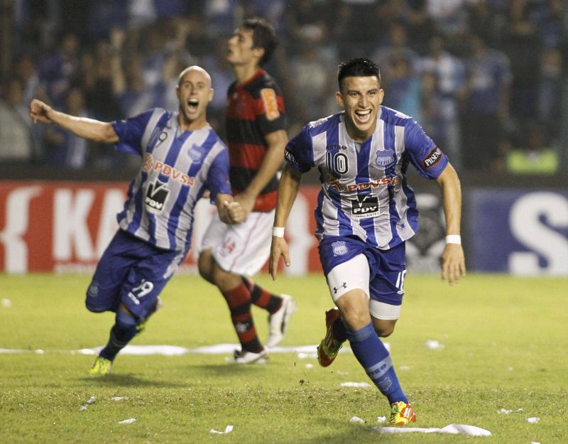 Derrota para o Emelec complicou o Flamengo na Libertadores. Na foto, Gaibor comemora o terceiro gol dos equatorianos | EFE
