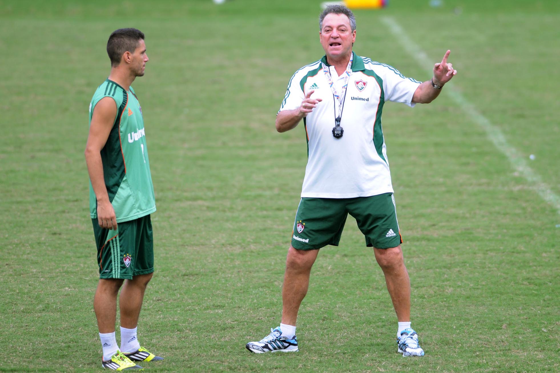 O meia Thiago Neves e o técnico Abel Braga no último treino do Fluminense antes do jogo desta quarta-feira contra o Boca Juniors | Dhavid Normando/Photocamera