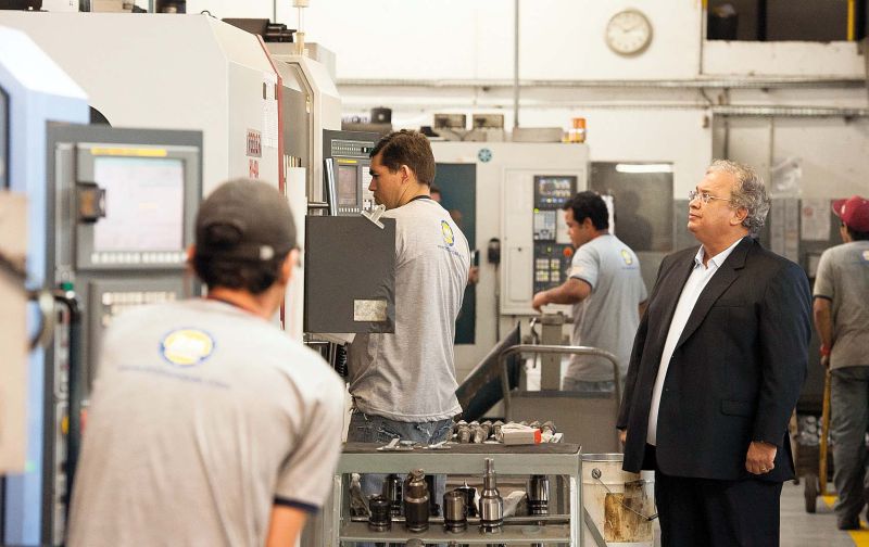 Carlos Walter Martins Pedro, dono da ZM Bombas (Maringá). Investimentos agora vão para produtividade, não expansão | Fábio Dias/ Gazeta do Povo